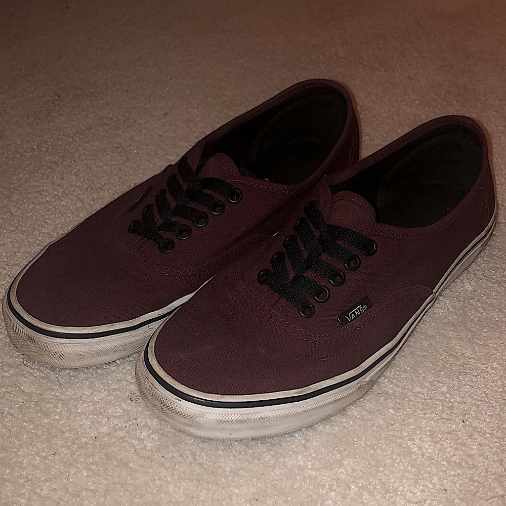 Maroon Vans!! Size - 9 (woman’s 10.5)